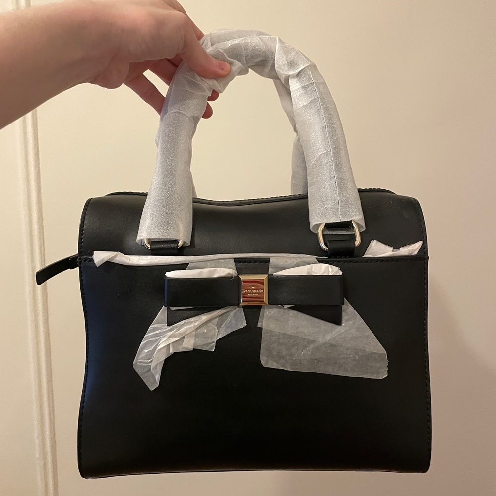 NWT Kate Spade Montford Park Smooth ASHTON ZIP TOP SATCHEL Regular WKRU3043 - Picture 6 of 7
